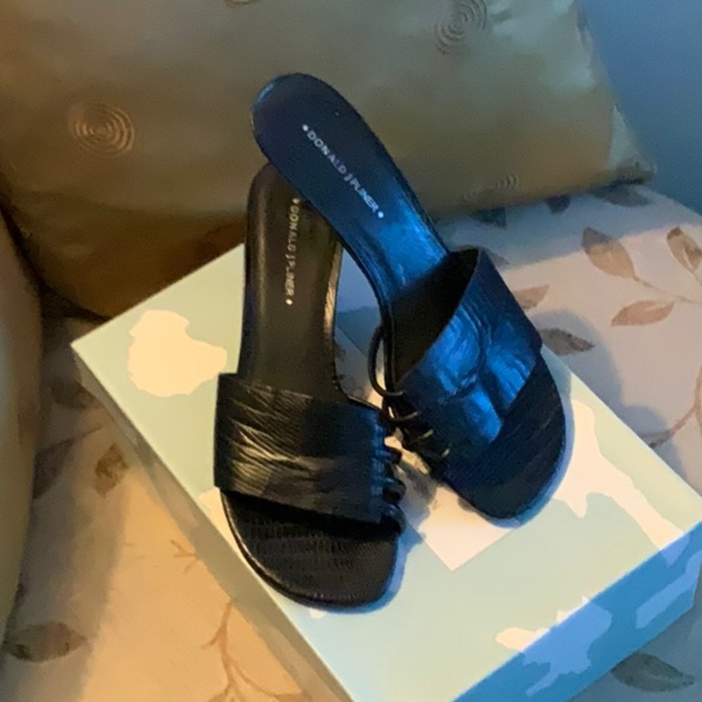 Woman’s sandals